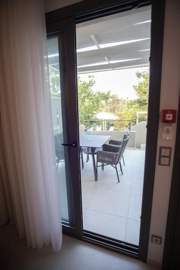 8 Boutique Suites Néa Potídea Kültér fotó