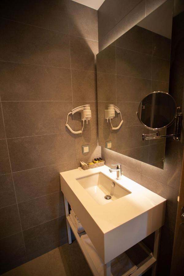 8 Boutique Suites Néa Potídea Kültér fotó