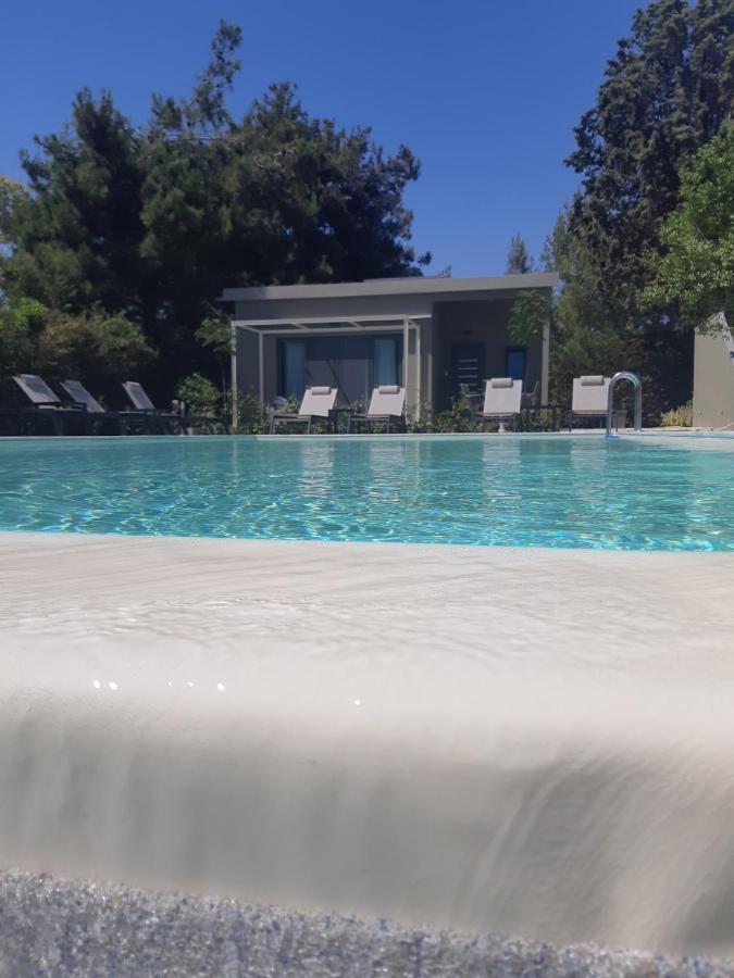 8 Boutique Suites Néa Potídea Kültér fotó