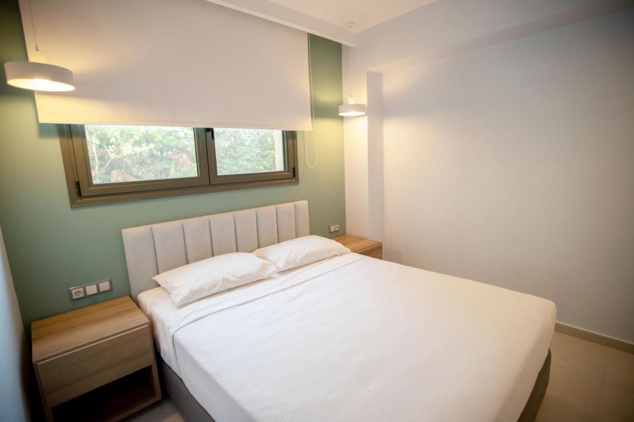 8 Boutique Suites Néa Potídea Kültér fotó